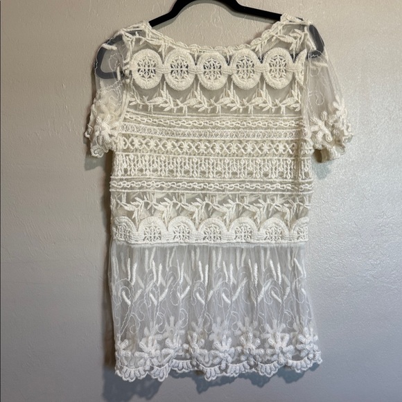 Sundance Cream Floral Lace Blouse - Picture 6 of 9